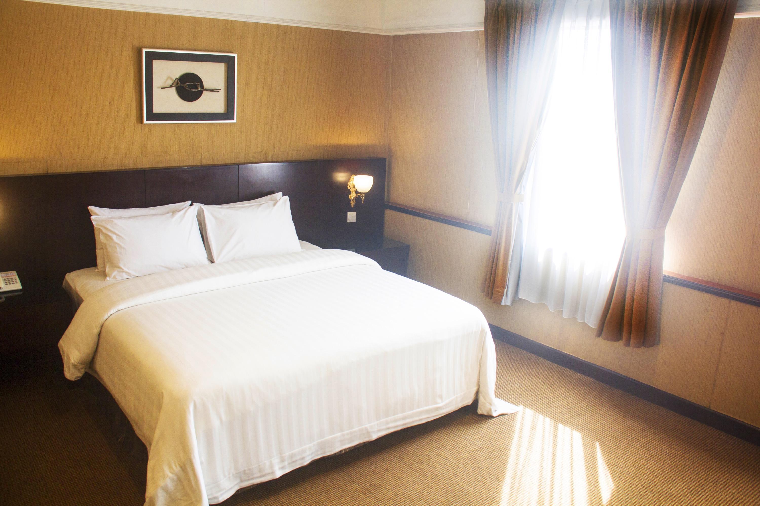 Golden Boutique Hotel Kemayoran Jakarta Exterior photo