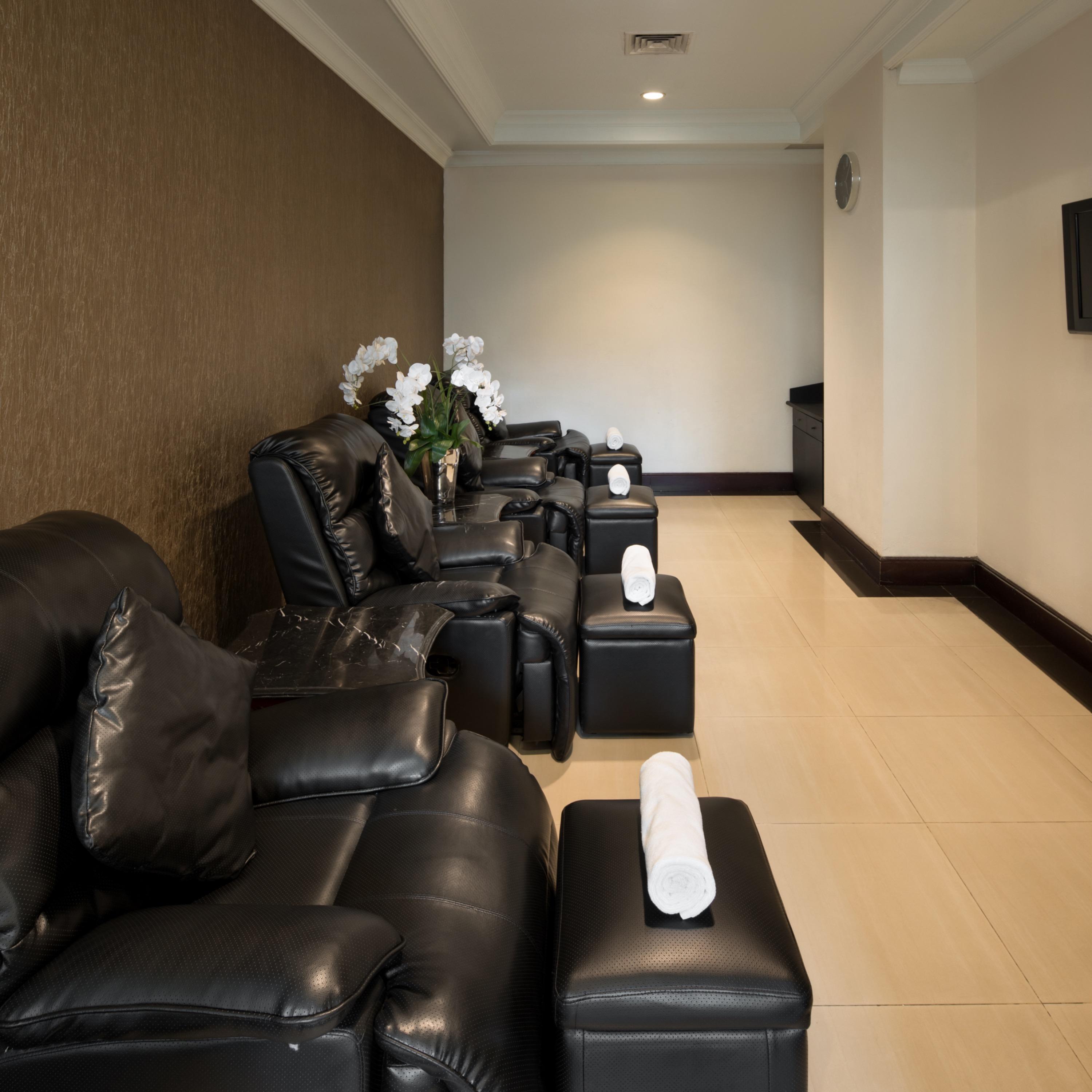 Golden Boutique Hotel Kemayoran Jakarta Exterior photo
