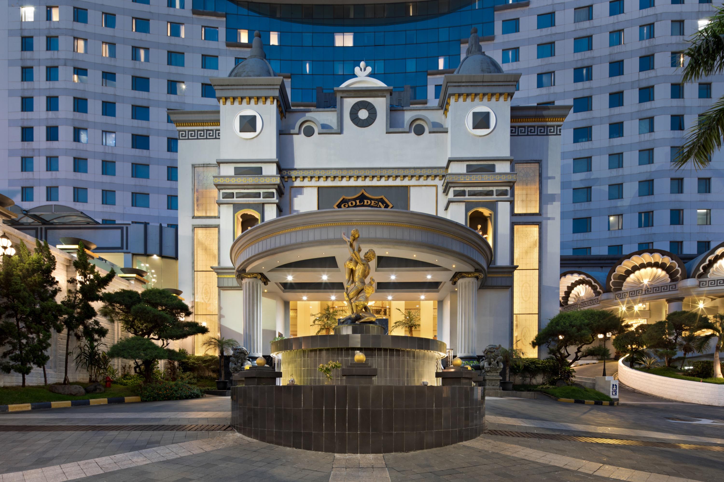 Golden Boutique Hotel Kemayoran Jakarta Exterior photo