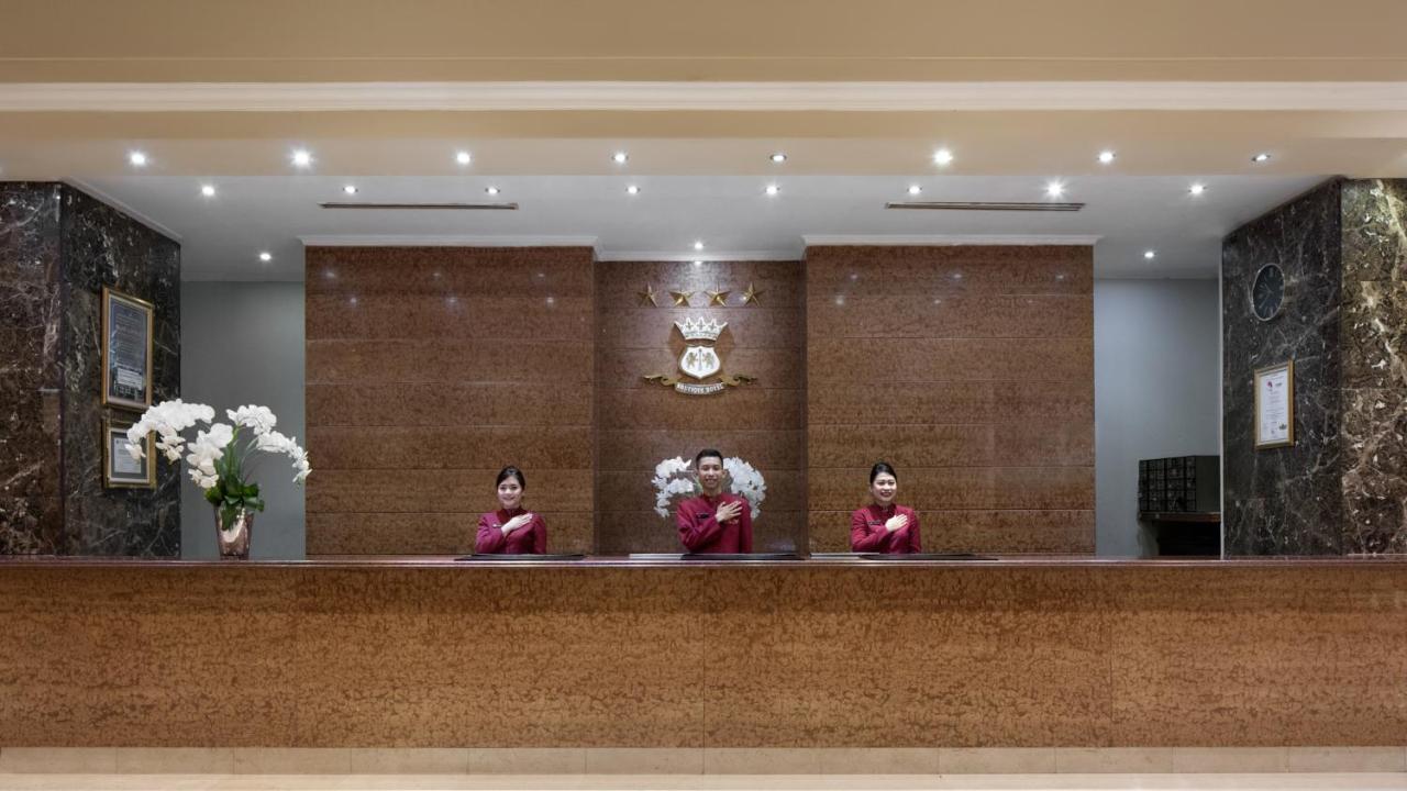 Golden Boutique Hotel Kemayoran Jakarta Exterior photo