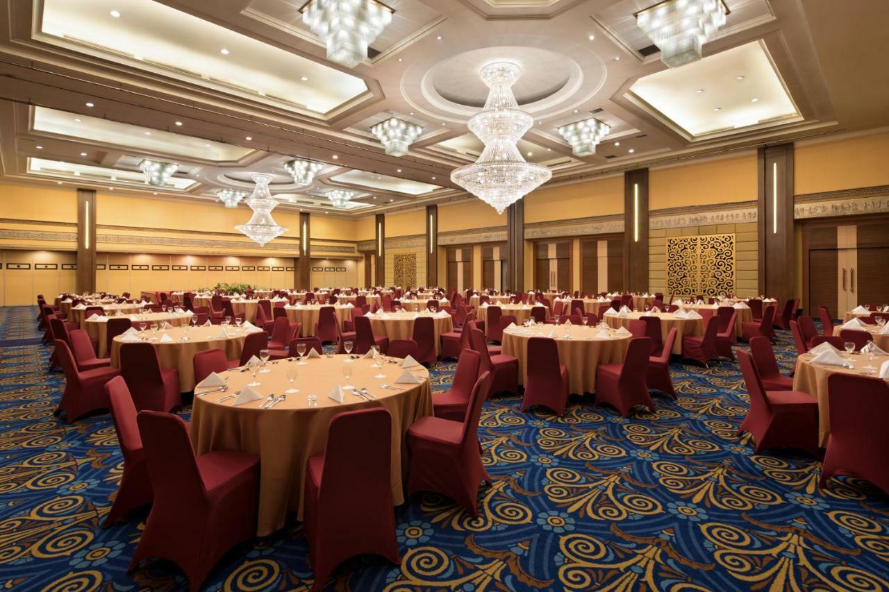 Golden Boutique Hotel Kemayoran Jakarta Exterior photo
